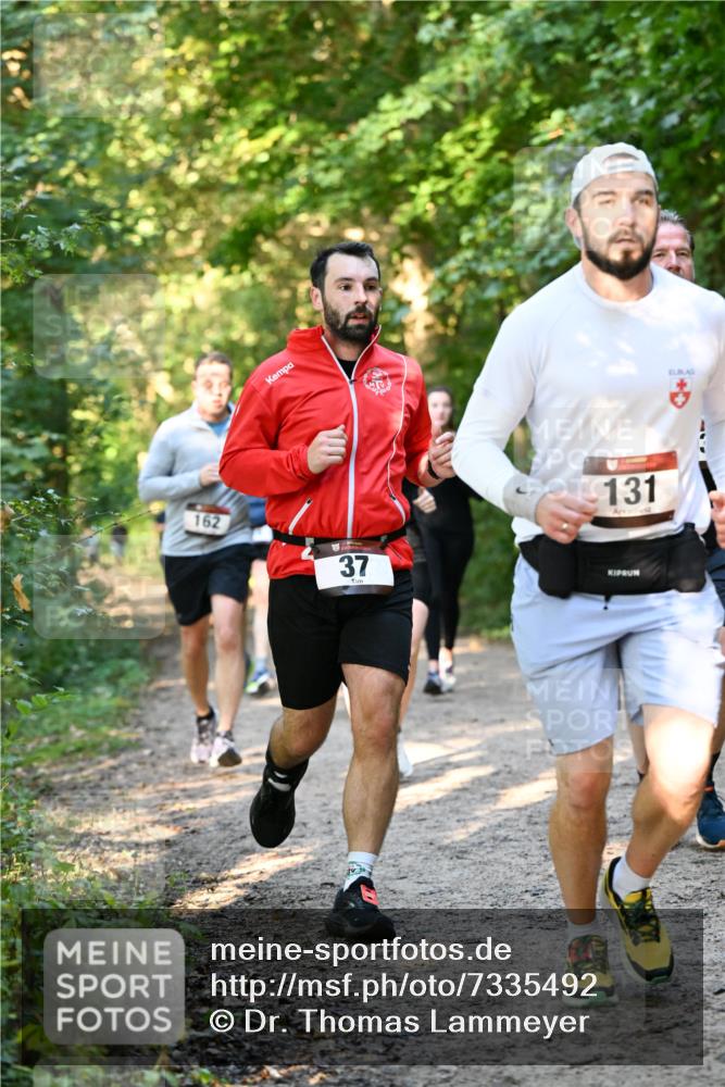 06.10.2024 - Bramfelder Halbmarathon 2024 Dr. Thomas Lammeyer http://msf.ph/oto/7335492 06.10.2024 09:55:32 Laufen 162, 37, 131 meine-sportfotos.de