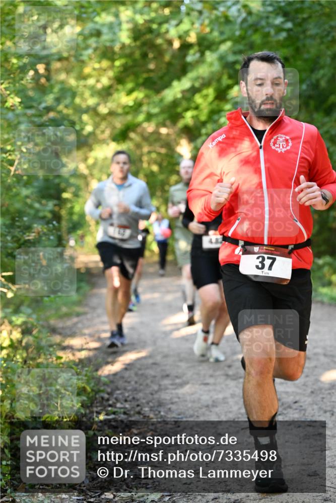 06.10.2024 - Bramfelder Halbmarathon 2024 Dr. Thomas Lammeyer http://msf.ph/oto/7335498 06.10.2024 09:55:33 Laufen 144, 37 meine-sportfotos.de