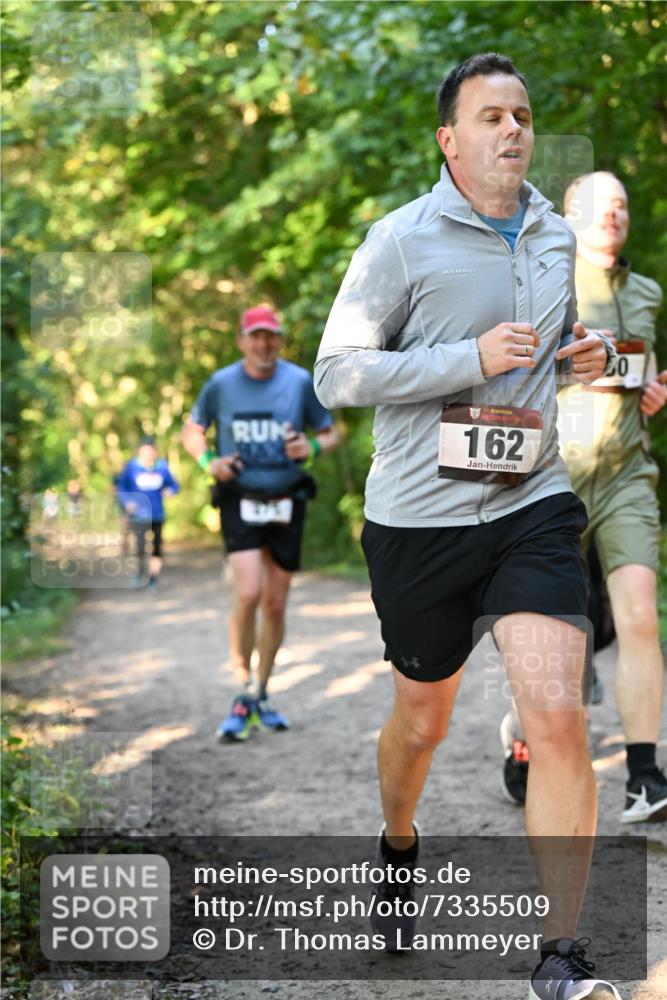 06.10.2024 - Bramfelder Halbmarathon 2024 Dr. Thomas Lammeyer http://msf.ph/oto/7335509 06.10.2024 09:55:35 Laufen 162, 0 meine-sportfotos.de