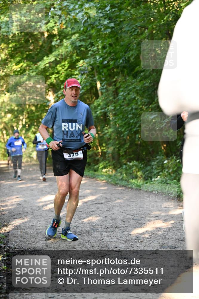06.10.2024 - Bramfelder Halbmarathon 2024 Dr. Thomas Lammeyer http://msf.ph/oto/7335511 06.10.2024 09:55:35 Laufen 2024, 375 meine-sportfotos.de