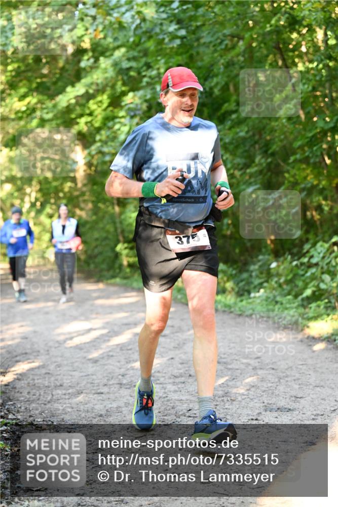 06.10.2024 - Bramfelder Halbmarathon 2024 Dr. Thomas Lammeyer http://msf.ph/oto/7335515 06.10.2024 09:55:36 Laufen 375 meine-sportfotos.de