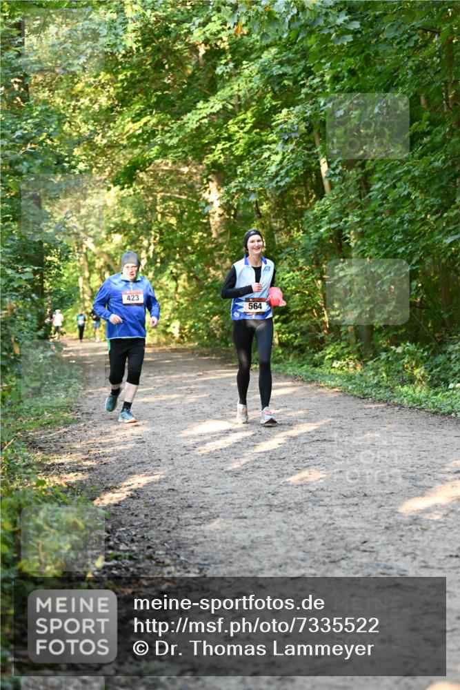 06.10.2024 - Bramfelder Halbmarathon 2024 Dr. Thomas Lammeyer http://msf.ph/oto/7335522 06.10.2024 09:55:37 Laufen 423, 564 meine-sportfotos.de