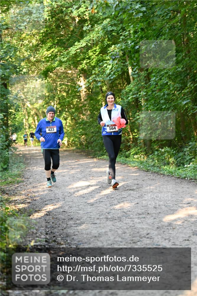 06.10.2024 - Bramfelder Halbmarathon 2024 Dr. Thomas Lammeyer http://msf.ph/oto/7335525 06.10.2024 09:55:38 Laufen 423, 564 meine-sportfotos.de