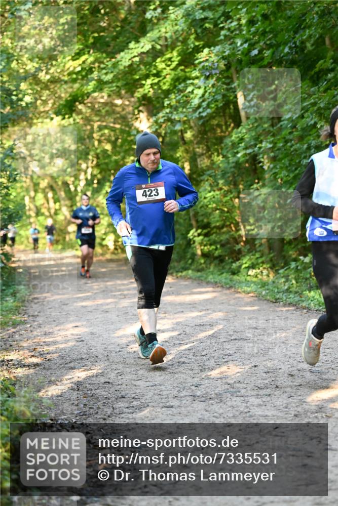 06.10.2024 - Bramfelder Halbmarathon 2024 Dr. Thomas Lammeyer http://msf.ph/oto/7335531 06.10.2024 09:55:39 Laufen 423 meine-sportfotos.de