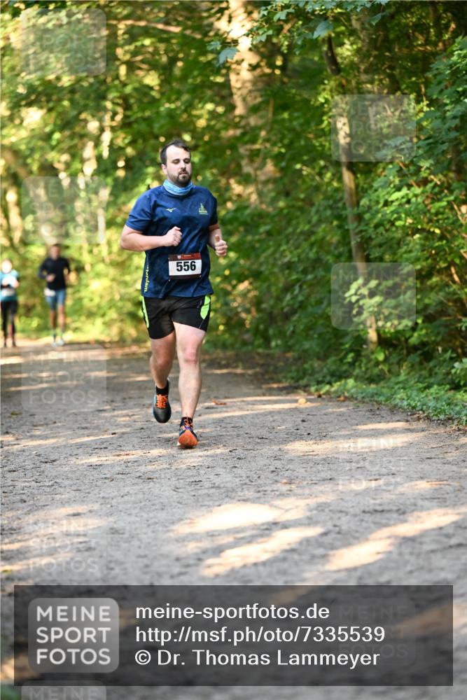 06.10.2024 - Bramfelder Halbmarathon 2024 Dr. Thomas Lammeyer http://msf.ph/oto/7335539 06.10.2024 09:55:42 Laufen 556 meine-sportfotos.de