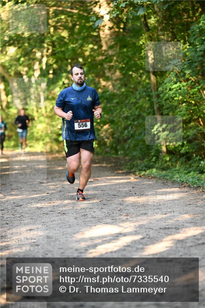 06.10.2024 - Bramfelder Halbmarathon 2024 Dr. Thomas Lammeyer http://msf.ph/oto/7335540 06.10.2024 09:55:42 Laufen 556 meine-sportfotos.de