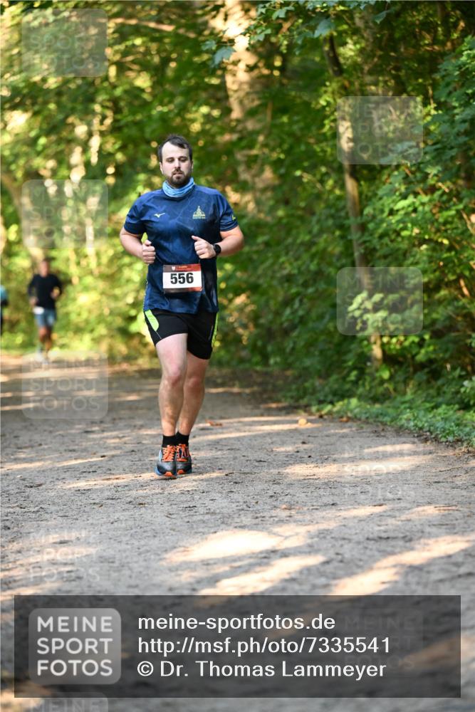 06.10.2024 - Bramfelder Halbmarathon 2024 Dr. Thomas Lammeyer http://msf.ph/oto/7335541 06.10.2024 09:55:42 Laufen 556 meine-sportfotos.de