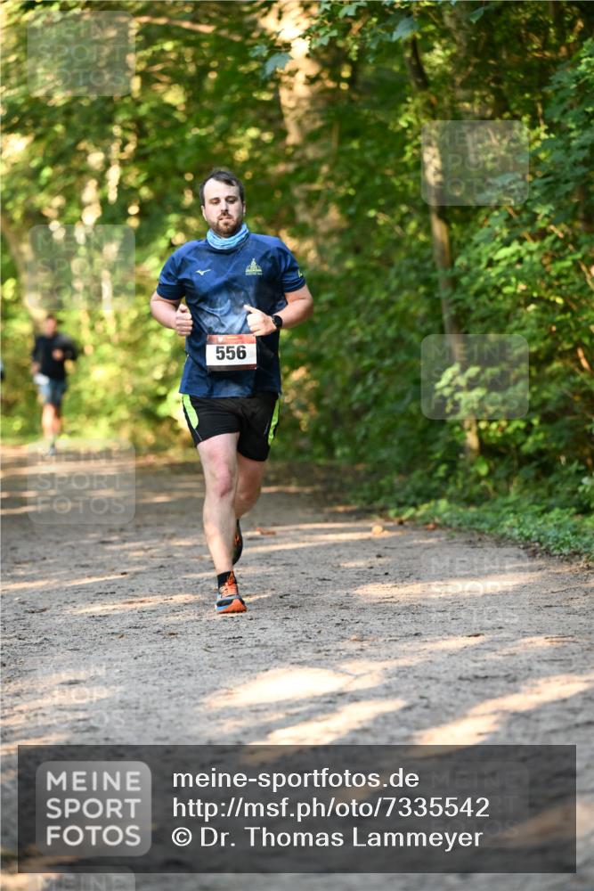 06.10.2024 - Bramfelder Halbmarathon 2024 Dr. Thomas Lammeyer http://msf.ph/oto/7335542 06.10.2024 09:55:42 Laufen 556 meine-sportfotos.de