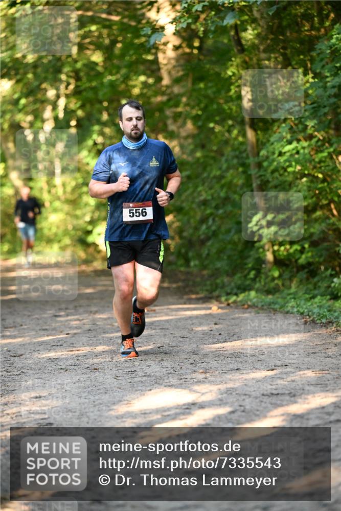 06.10.2024 - Bramfelder Halbmarathon 2024 Dr. Thomas Lammeyer http://msf.ph/oto/7335543 06.10.2024 09:55:42 Laufen 556 meine-sportfotos.de