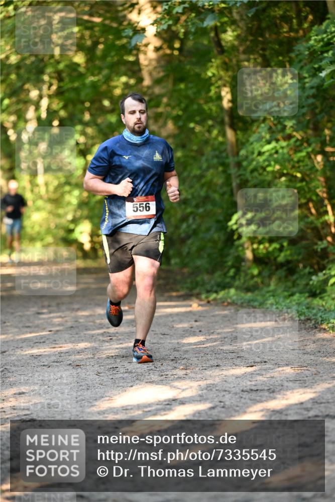 06.10.2024 - Bramfelder Halbmarathon 2024 Dr. Thomas Lammeyer http://msf.ph/oto/7335545 06.10.2024 09:55:43 Laufen 556 meine-sportfotos.de