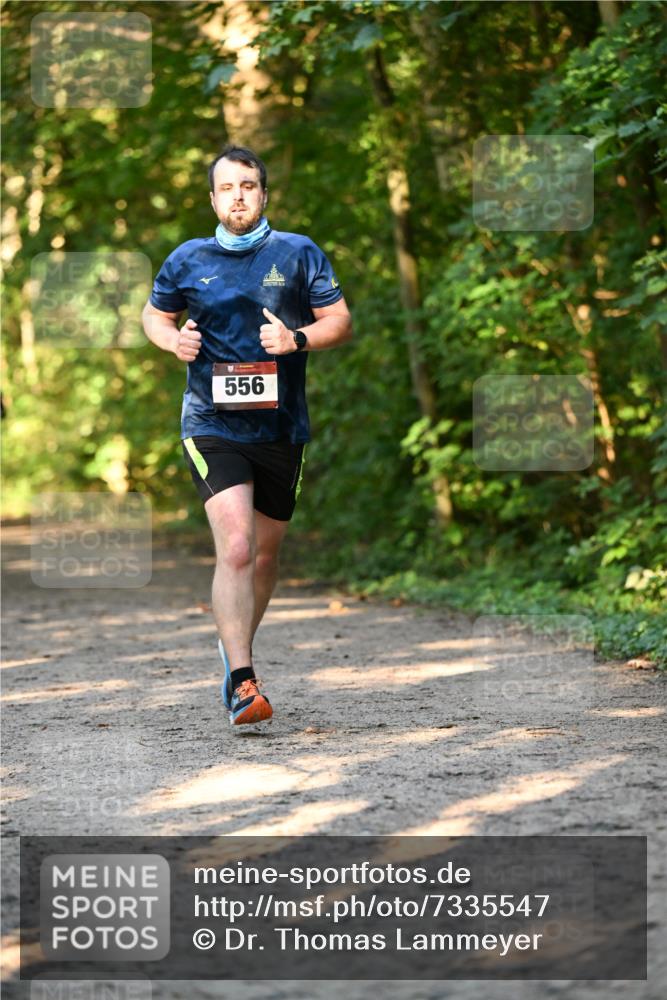 06.10.2024 - Bramfelder Halbmarathon 2024 Dr. Thomas Lammeyer http://msf.ph/oto/7335547 06.10.2024 09:55:43 Laufen 0, 556 meine-sportfotos.de