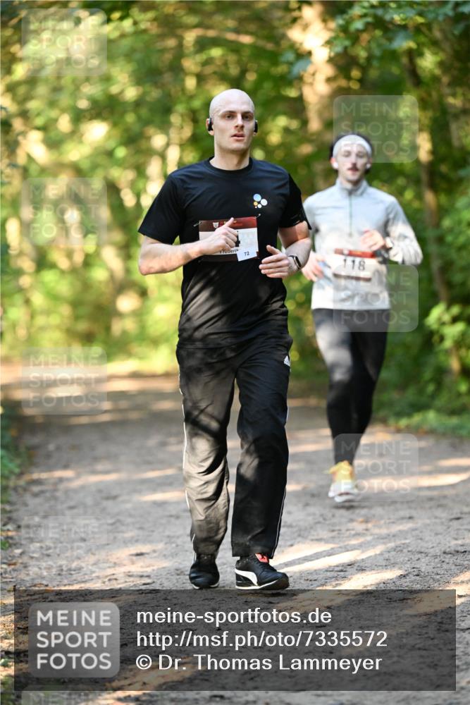 06.10.2024 - Bramfelder Halbmarathon 2024 Dr. Thomas Lammeyer http://msf.ph/oto/7335572 06.10.2024 09:55:57 Laufen 72, 118 meine-sportfotos.de