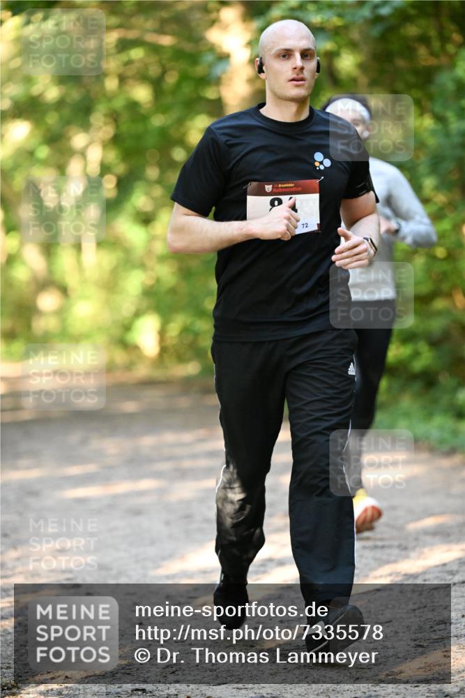 06.10.2024 - Bramfelder Halbmarathon 2024 Dr. Thomas Lammeyer http://msf.ph/oto/7335578 06.10.2024 09:55:58 Laufen 172 meine-sportfotos.de