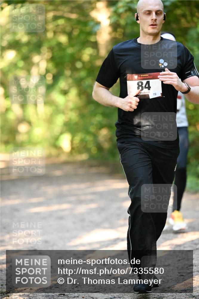 06.10.2024 - Bramfelder Halbmarathon 2024 Dr. Thomas Lammeyer http://msf.ph/oto/7335580 06.10.2024 09:55:59 Laufen 33, 84, 72 meine-sportfotos.de