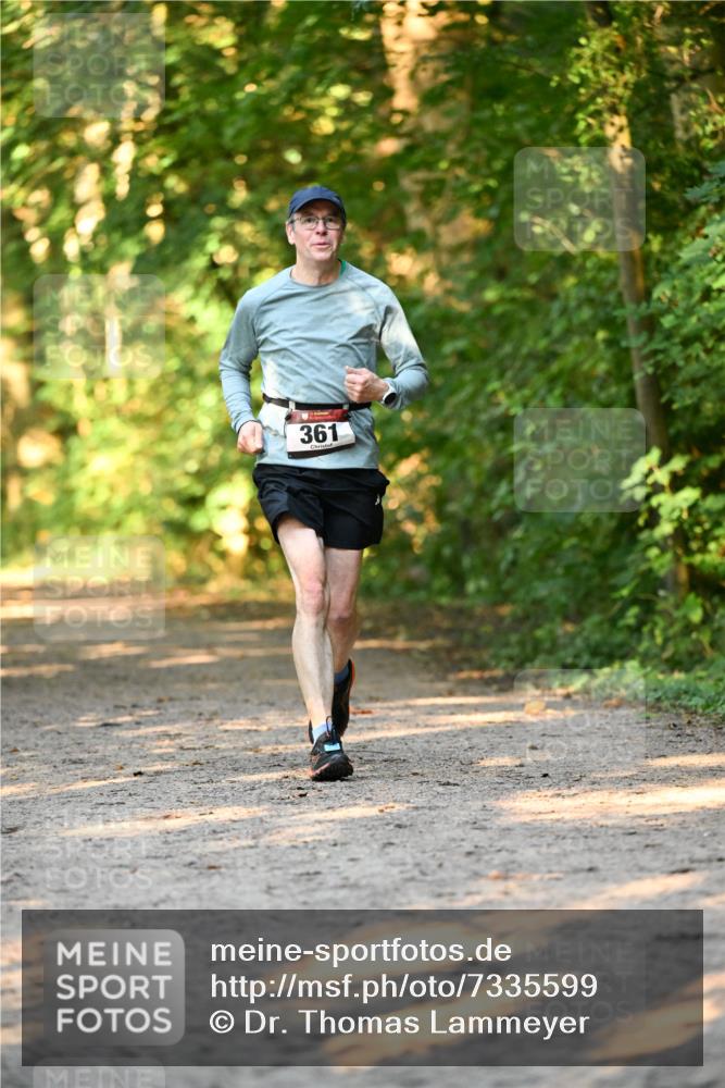 06.10.2024 - Bramfelder Halbmarathon 2024 Dr. Thomas Lammeyer http://msf.ph/oto/7335599 06.10.2024 09:56:20 Laufen 361 meine-sportfotos.de