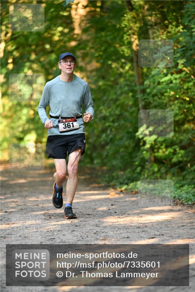 06.10.2024 - Bramfelder Halbmarathon 2024 Dr. Thomas Lammeyer http://msf.ph/oto/7335601 06.10.2024 09:56:20 Laufen 361 meine-sportfotos.de