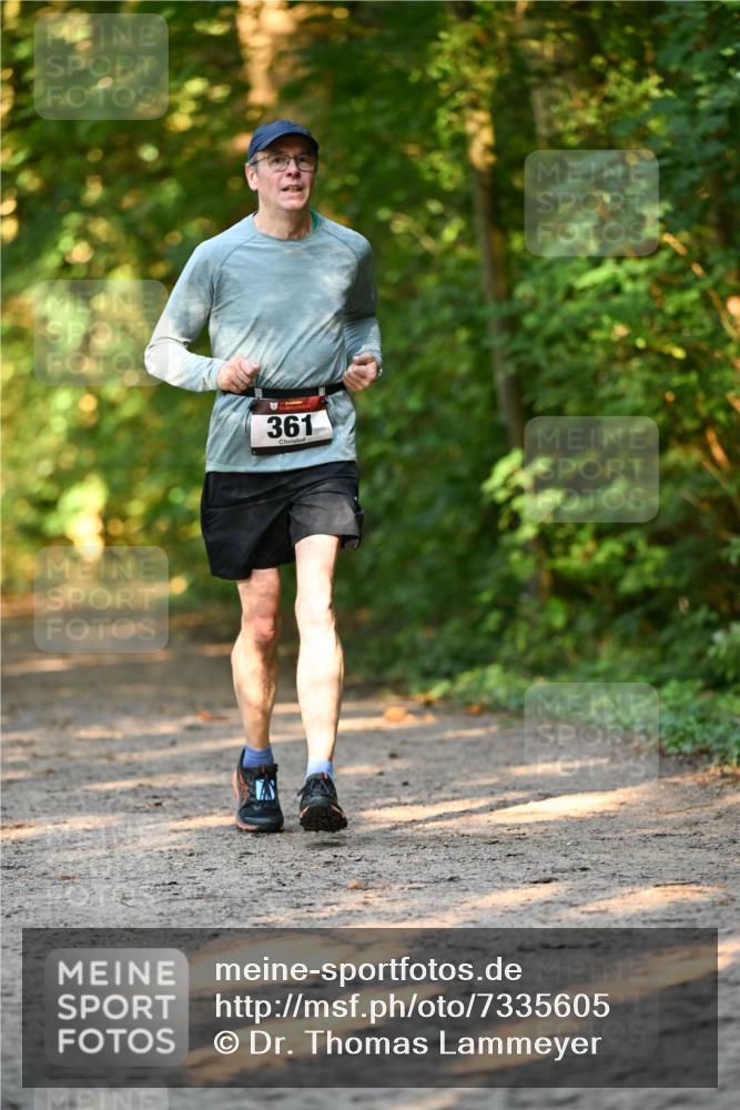 06.10.2024 - Bramfelder Halbmarathon 2024 Dr. Thomas Lammeyer http://msf.ph/oto/7335605 06.10.2024 09:56:21 Laufen 361 meine-sportfotos.de
