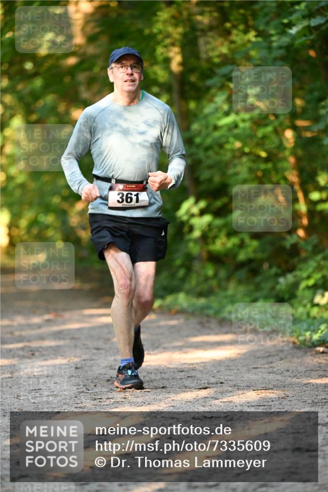06.10.2024 - Bramfelder Halbmarathon 2024 Dr. Thomas Lammeyer http://msf.ph/oto/7335609 06.10.2024 09:56:22 Laufen 361 meine-sportfotos.de