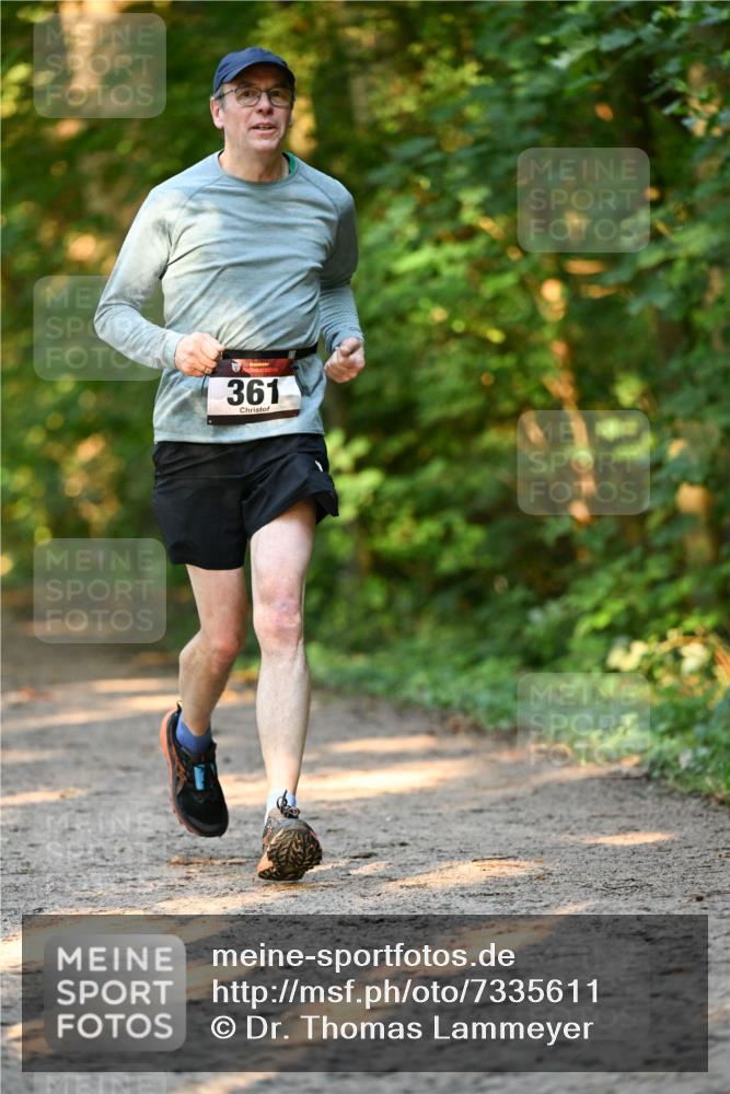 06.10.2024 - Bramfelder Halbmarathon 2024 Dr. Thomas Lammeyer http://msf.ph/oto/7335611 06.10.2024 09:56:22 Laufen 361 meine-sportfotos.de