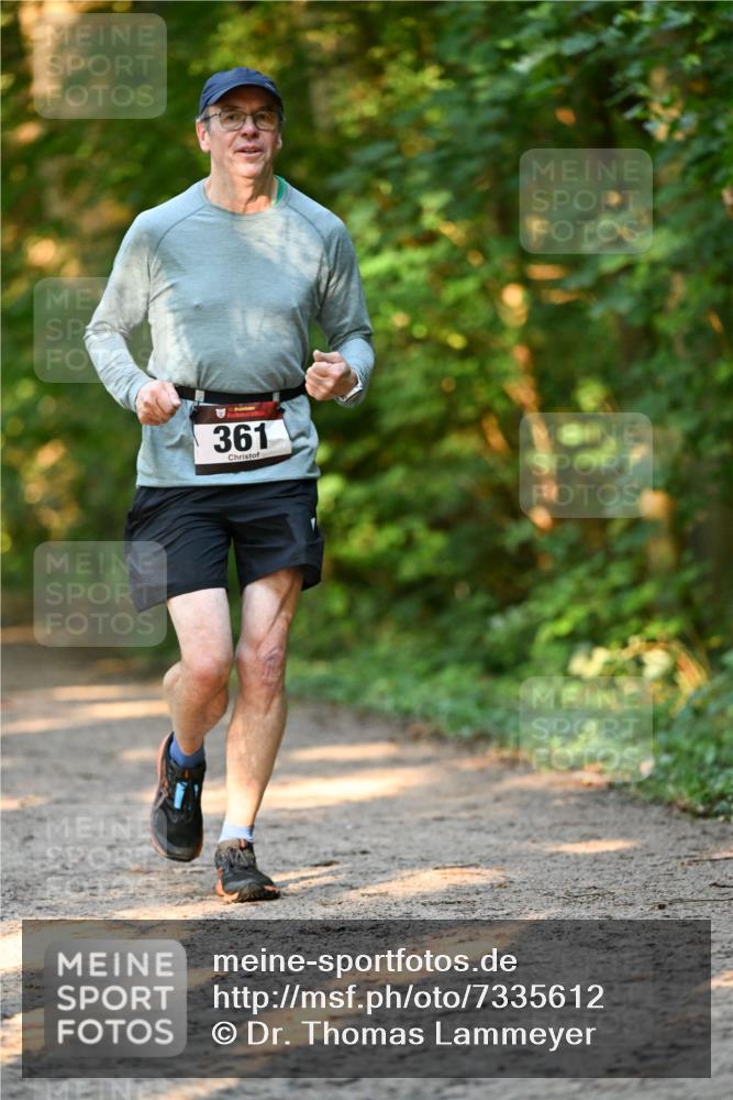 06.10.2024 - Bramfelder Halbmarathon 2024 Dr. Thomas Lammeyer http://msf.ph/oto/7335612 06.10.2024 09:56:22 Laufen 361 meine-sportfotos.de