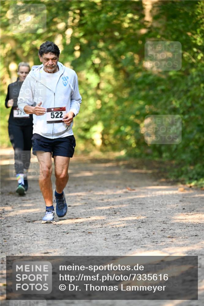 06.10.2024 - Bramfelder Halbmarathon 2024 Dr. Thomas Lammeyer http://msf.ph/oto/7335616 06.10.2024 09:56:45 Laufen 522 meine-sportfotos.de