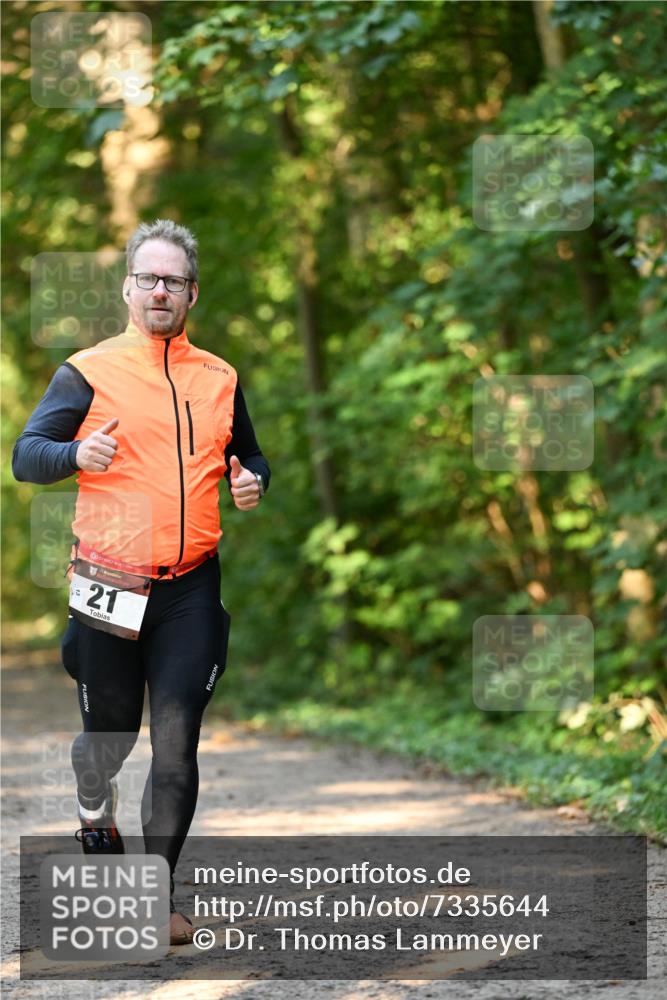 06.10.2024 - Bramfelder Halbmarathon 2024 Dr. Thomas Lammeyer http://msf.ph/oto/7335644 06.10.2024 09:57:06 Laufen 21 meine-sportfotos.de