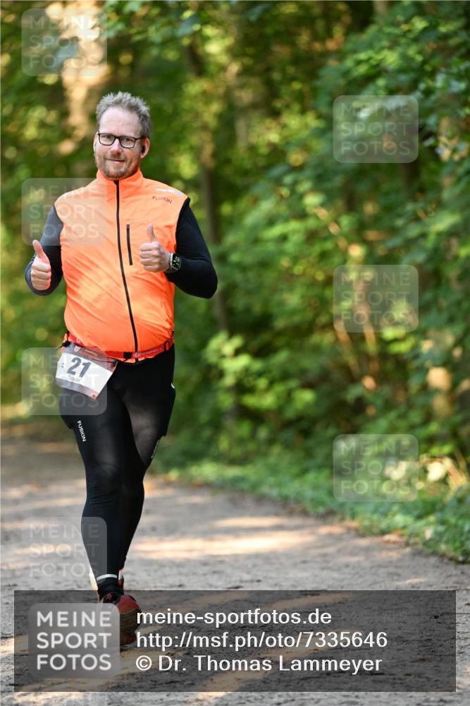 06.10.2024 - Bramfelder Halbmarathon 2024 Dr. Thomas Lammeyer http://msf.ph/oto/7335646 06.10.2024 09:57:07 Laufen 21 meine-sportfotos.de