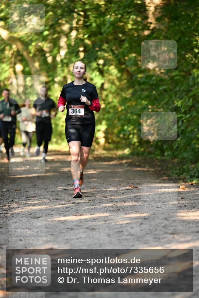 06.10.2024 - Bramfelder Halbmarathon 2024 Dr. Thomas Lammeyer http://msf.ph/oto/7335656 06.10.2024 09:57:14 Laufen 364 meine-sportfotos.de