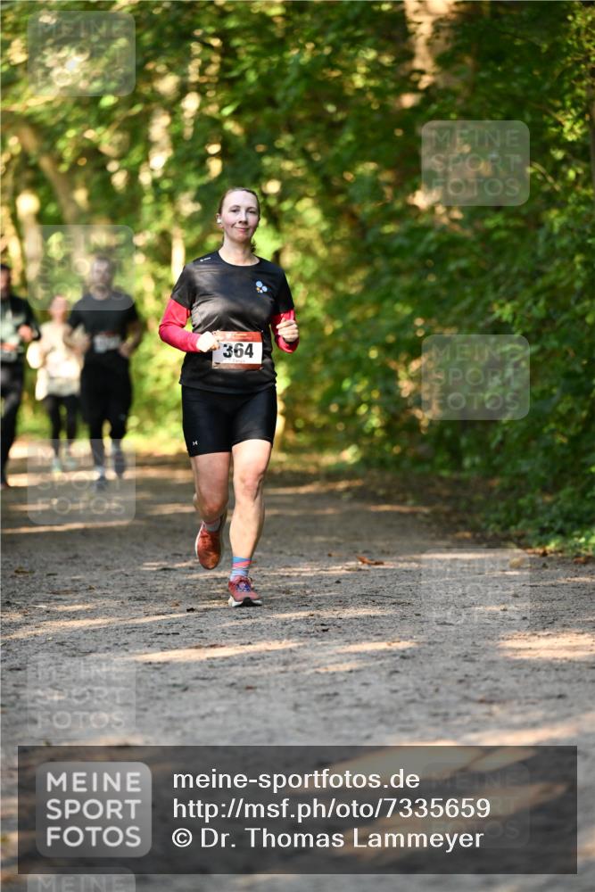 06.10.2024 - Bramfelder Halbmarathon 2024 Dr. Thomas Lammeyer http://msf.ph/oto/7335659 06.10.2024 09:57:15 Laufen 13, 364 meine-sportfotos.de