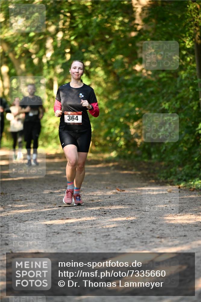 06.10.2024 - Bramfelder Halbmarathon 2024 Dr. Thomas Lammeyer http://msf.ph/oto/7335660 06.10.2024 09:57:15 Laufen 364 meine-sportfotos.de