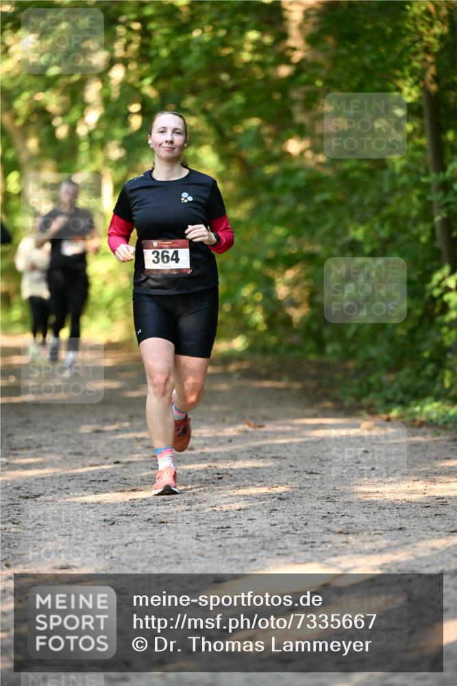 06.10.2024 - Bramfelder Halbmarathon 2024 Dr. Thomas Lammeyer http://msf.ph/oto/7335667 06.10.2024 09:57:16 Laufen 364 meine-sportfotos.de