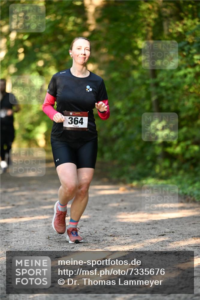 06.10.2024 - Bramfelder Halbmarathon 2024 Dr. Thomas Lammeyer http://msf.ph/oto/7335676 06.10.2024 09:57:17 Laufen 33, 364 meine-sportfotos.de