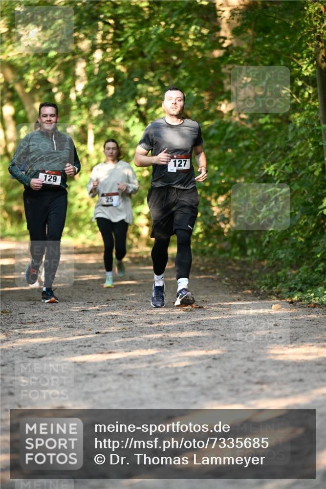 06.10.2024 - Bramfelder Halbmarathon 2024 Dr. Thomas Lammeyer http://msf.ph/oto/7335685 06.10.2024 09:57:20 Laufen 129, 25, 127, 101 meine-sportfotos.de