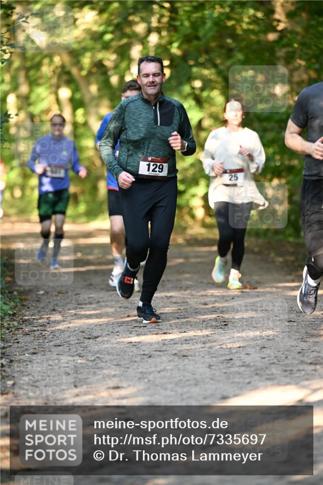 06.10.2024 - Bramfelder Halbmarathon 2024 Dr. Thomas Lammeyer http://msf.ph/oto/7335697 06.10.2024 09:57:23 Laufen 129, 25 meine-sportfotos.de