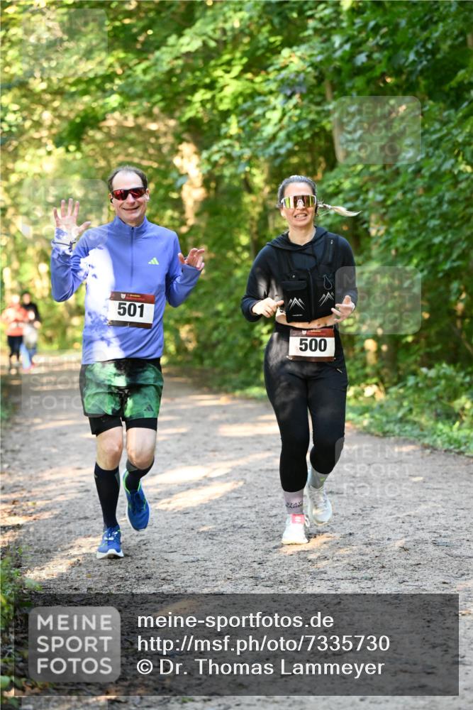 06.10.2024 - Bramfelder Halbmarathon 2024 Dr. Thomas Lammeyer http://msf.ph/oto/7335730 06.10.2024 09:57:30 Laufen 501, 500 meine-sportfotos.de