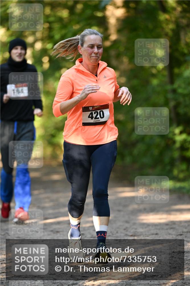 06.10.2024 - Bramfelder Halbmarathon 2024 Dr. Thomas Lammeyer http://msf.ph/oto/7335753 06.10.2024 09:57:40 Laufen 194, 420 meine-sportfotos.de