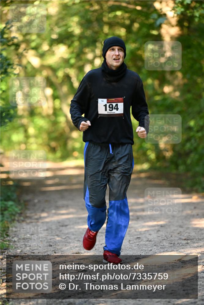 06.10.2024 - Bramfelder Halbmarathon 2024 Dr. Thomas Lammeyer http://msf.ph/oto/7335759 06.10.2024 09:57:42 Laufen 14, 194, 0 meine-sportfotos.de