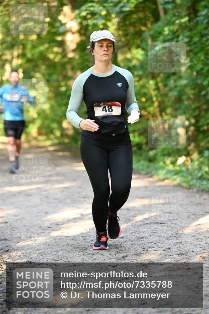 06.10.2024 - Bramfelder Halbmarathon 2024 Dr. Thomas Lammeyer http://msf.ph/oto/7335788 06.10.2024 09:59:04 Laufen 48 meine-sportfotos.de