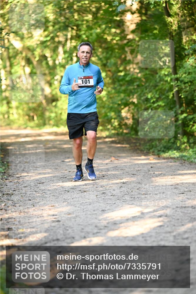 06.10.2024 - Bramfelder Halbmarathon 2024 Dr. Thomas Lammeyer http://msf.ph/oto/7335791 06.10.2024 09:59:05 Laufen 101 meine-sportfotos.de