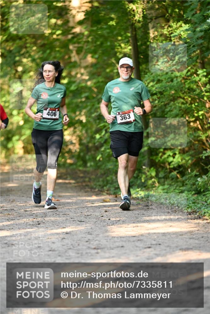 06.10.2024 - Bramfelder Halbmarathon 2024 Dr. Thomas Lammeyer http://msf.ph/oto/7335811 06.10.2024 09:59:28 Laufen 406, 363 meine-sportfotos.de