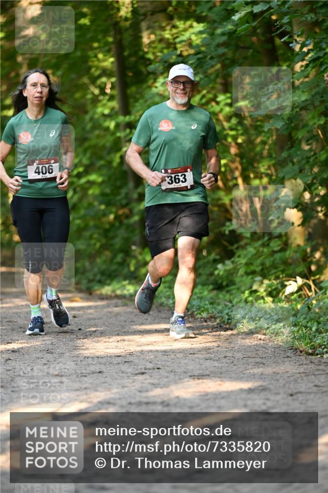 06.10.2024 - Bramfelder Halbmarathon 2024 Dr. Thomas Lammeyer http://msf.ph/oto/7335820 06.10.2024 09:59:29 Laufen 406, 363 meine-sportfotos.de