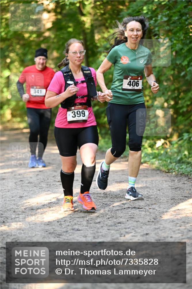 06.10.2024 - Bramfelder Halbmarathon 2024 Dr. Thomas Lammeyer http://msf.ph/oto/7335828 06.10.2024 09:59:32 Laufen 341, 399, 406 meine-sportfotos.de