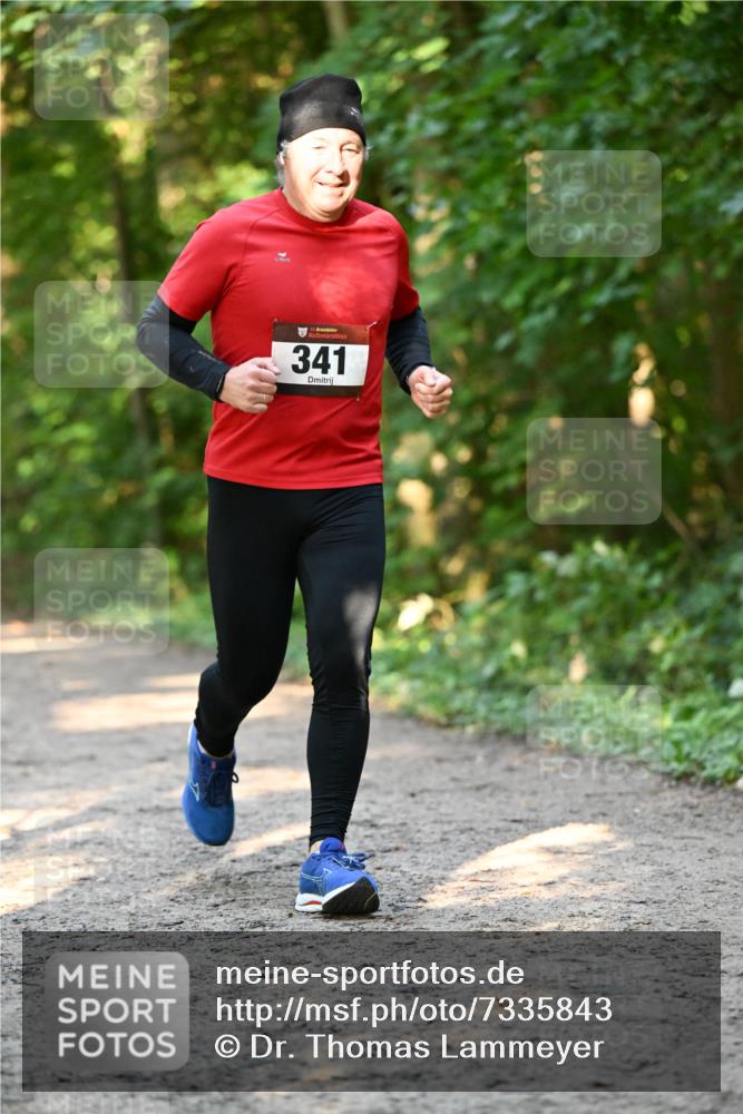 06.10.2024 - Bramfelder Halbmarathon 2024 Dr. Thomas Lammeyer http://msf.ph/oto/7335843 06.10.2024 09:59:34 Laufen 341 meine-sportfotos.de