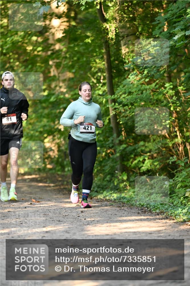 06.10.2024 - Bramfelder Halbmarathon 2024 Dr. Thomas Lammeyer http://msf.ph/oto/7335851 06.10.2024 09:59:59 Laufen 81, 421 meine-sportfotos.de