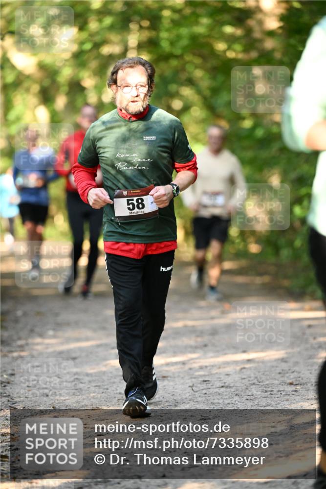 06.10.2024 - Bramfelder Halbmarathon 2024 Dr. Thomas Lammeyer http://msf.ph/oto/7335898 06.10.2024 10:00:37 Laufen 35, 58 meine-sportfotos.de