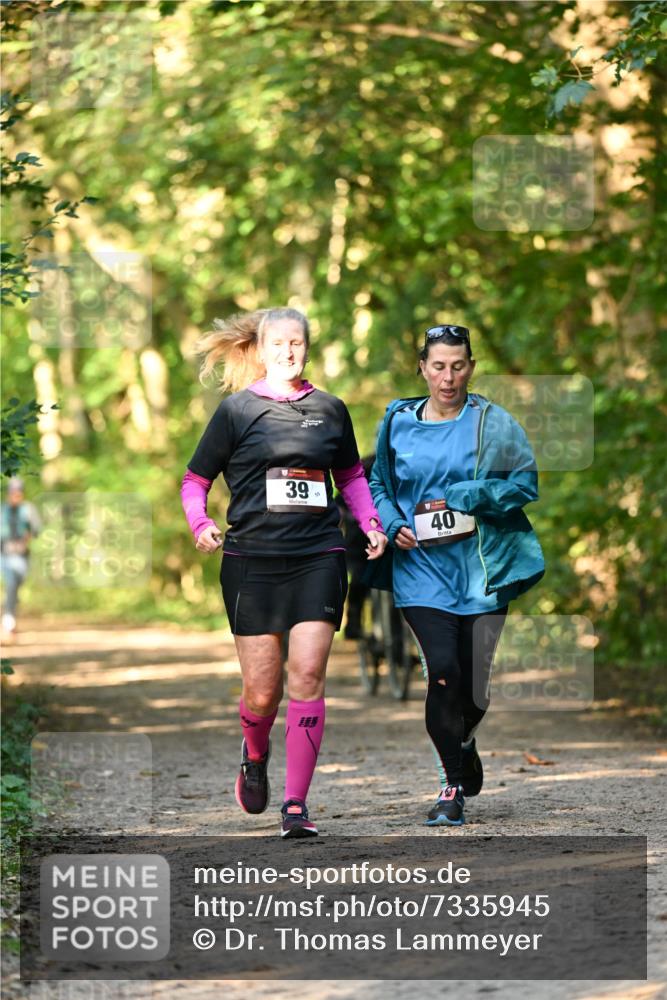 06.10.2024 - Bramfelder Halbmarathon 2024 Dr. Thomas Lammeyer http://msf.ph/oto/7335945 06.10.2024 10:00:53 Laufen 39, 59, 40 meine-sportfotos.de