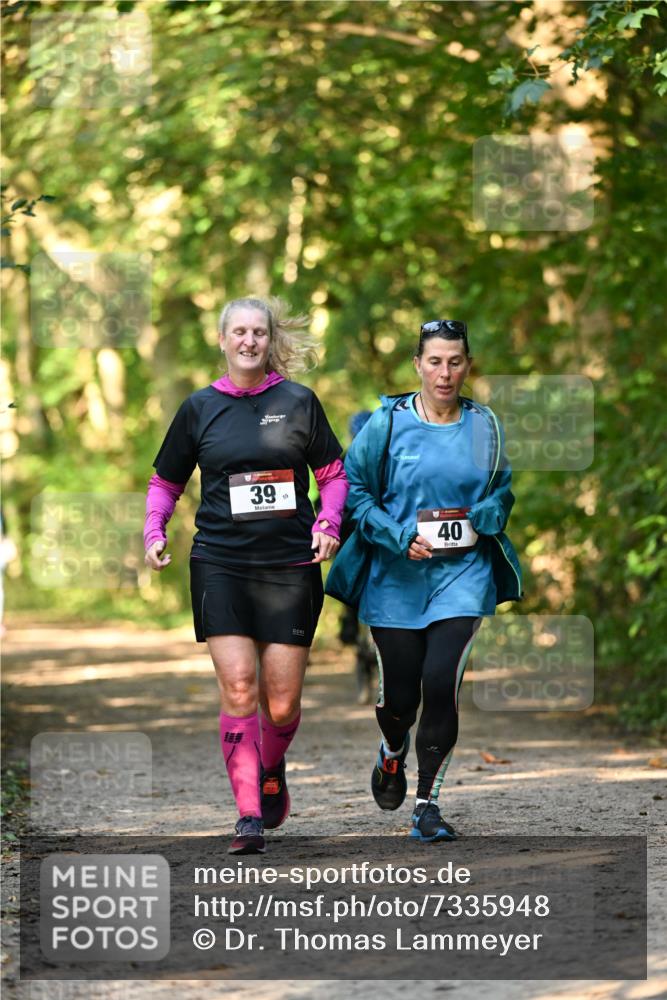06.10.2024 - Bramfelder Halbmarathon 2024 Dr. Thomas Lammeyer http://msf.ph/oto/7335948 06.10.2024 10:00:53 Laufen 39, 59, 40 meine-sportfotos.de