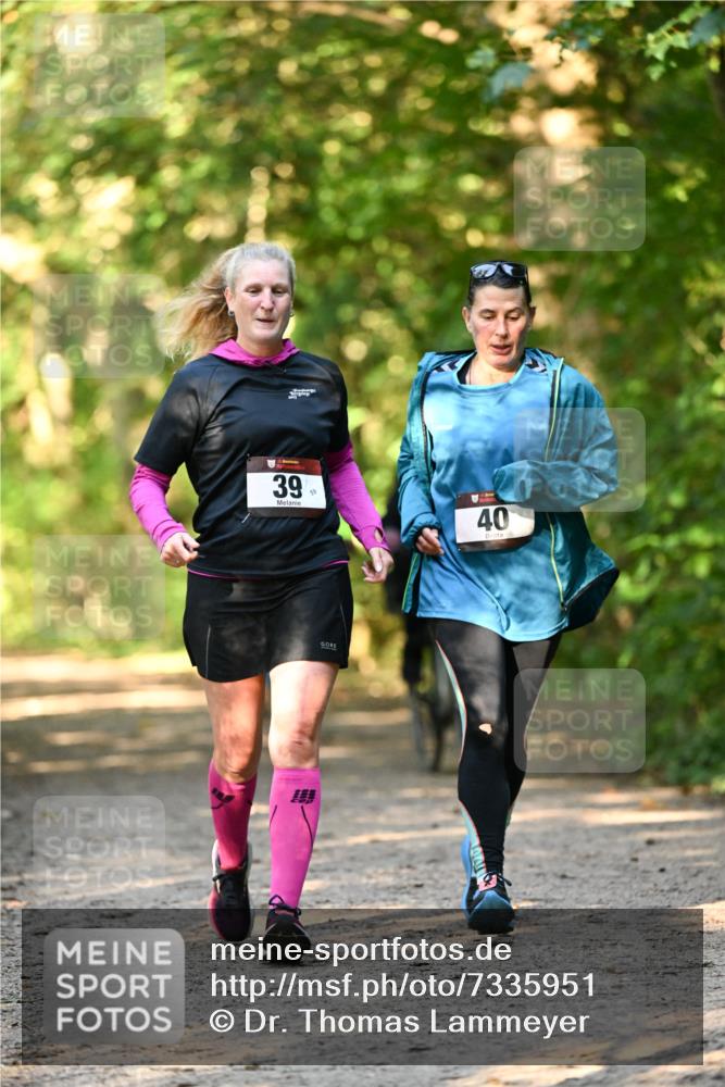 06.10.2024 - Bramfelder Halbmarathon 2024 Dr. Thomas Lammeyer http://msf.ph/oto/7335951 06.10.2024 10:00:54 Laufen 39, 59, 40 meine-sportfotos.de