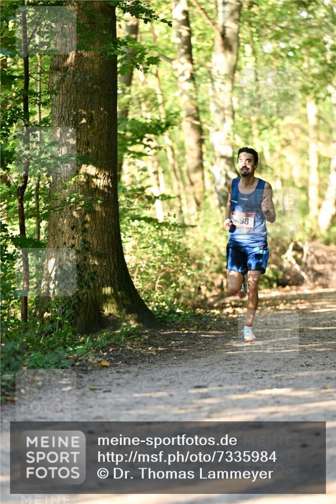 06.10.2024 - Bramfelder Halbmarathon 2024 Dr. Thomas Lammeyer http://msf.ph/oto/7335984 06.10.2024 10:06:02 Laufen 498 meine-sportfotos.de