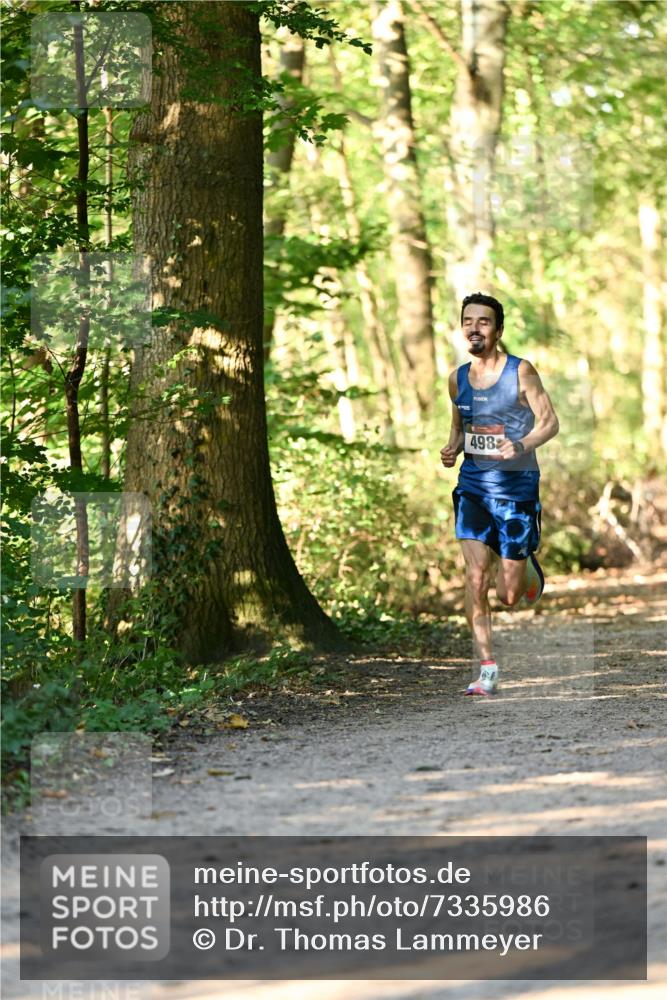 06.10.2024 - Bramfelder Halbmarathon 2024 Dr. Thomas Lammeyer http://msf.ph/oto/7335986 06.10.2024 10:06:03 Laufen 498 meine-sportfotos.de
